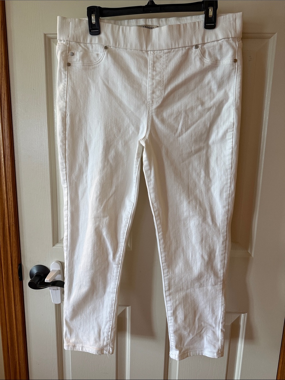 Liverpool White Ankle Crop Jeans
